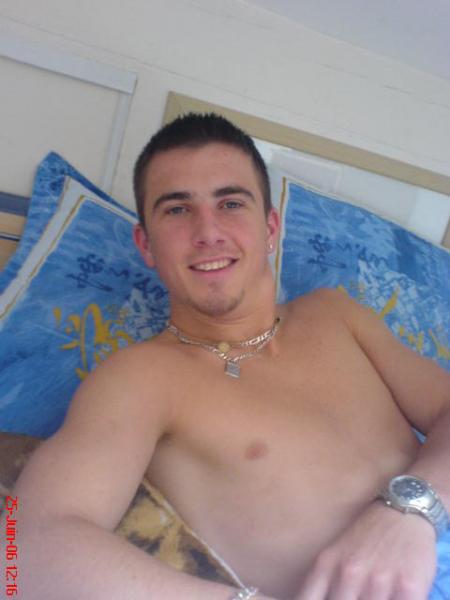 Attention les filles Bo goss en vue !!!!