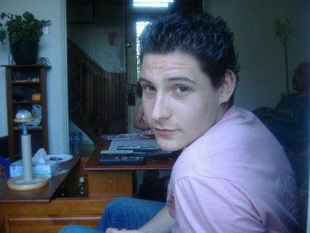 Moi en mode : J'matte le match de foot